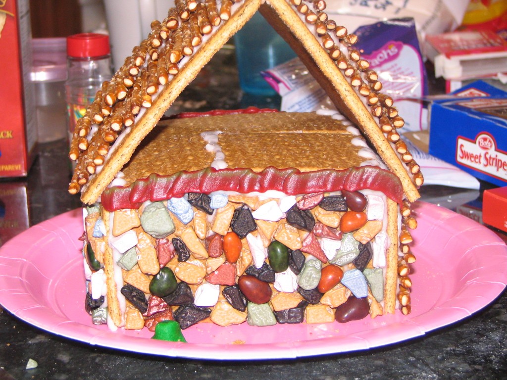 Graham Cracker Houses Chocolate 'N Children